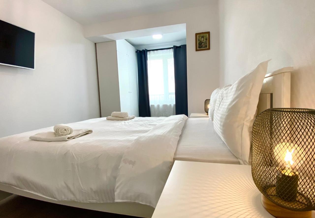 Astoria Apartment - Pet Friendly Брашов Экстерьер фото
